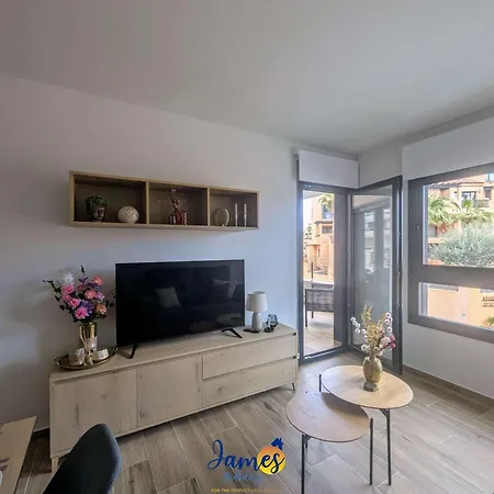 Chic 2 Bedroom With Comunal Pool Vm75