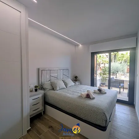 Chic 2 Bedroom With Comunal Pool Vm75 فيلا مارتن