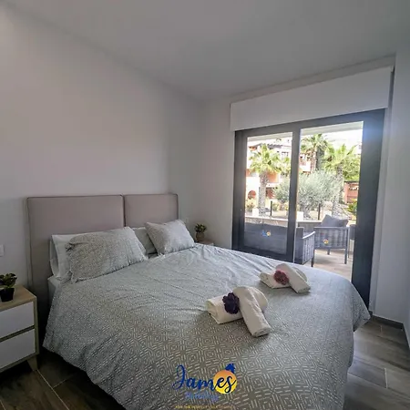 Chic 2 Bedroom With Comunal Pool Vm75 شقة *